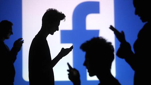Facebook contrata a un ejecutivo de Google Adwords