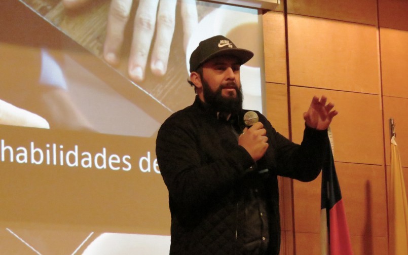 De aquí no se mueve ningún papel sin que…